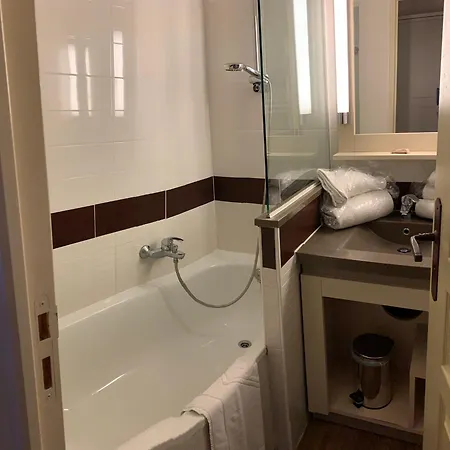 Cap Esterel 25m2 Climatise 4-5pers Piscines Parking Draps Apartment